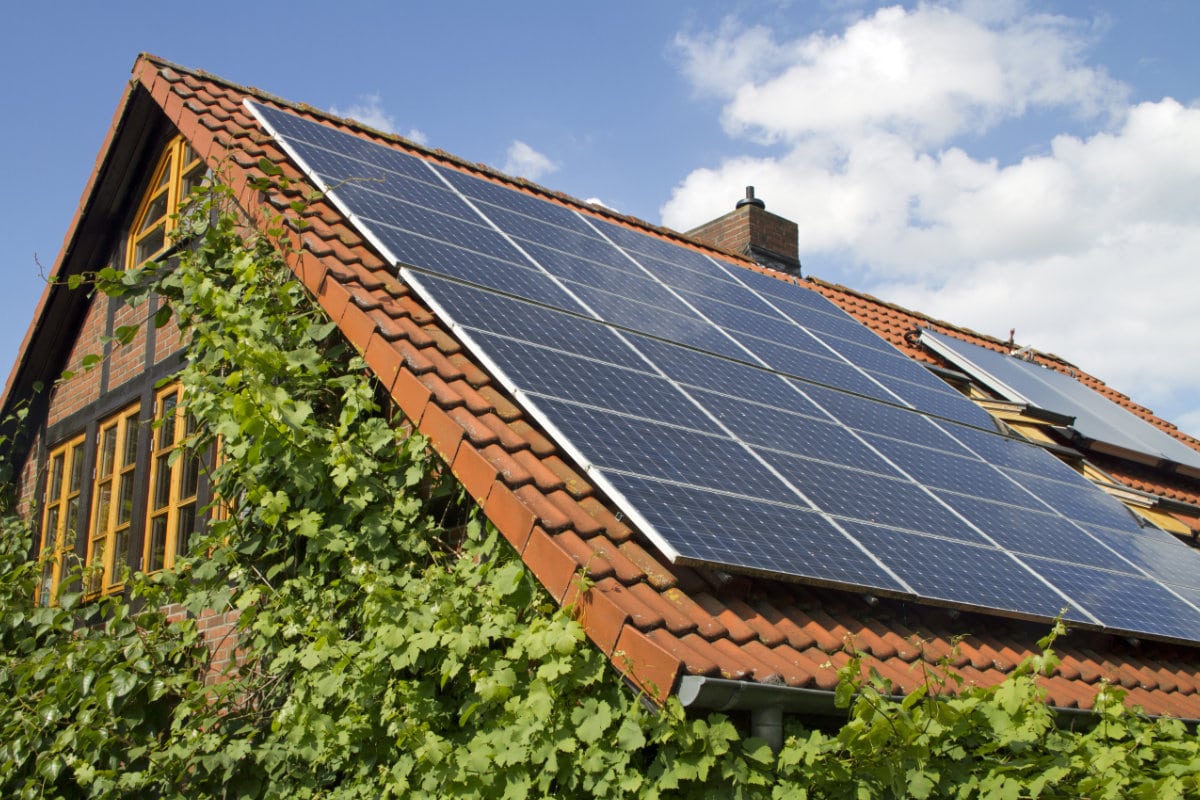 Installation panneau solaire : Infos et prix indicatifs